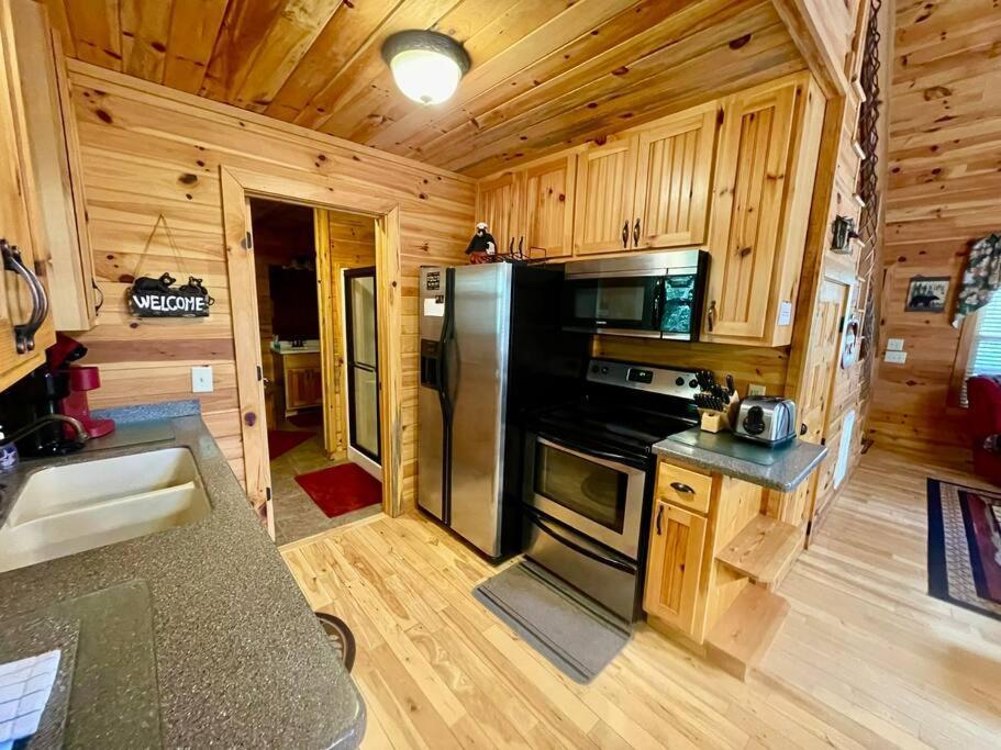 Cabin 2 Bed Close To Helen Hot Tub #15 Exterior photo