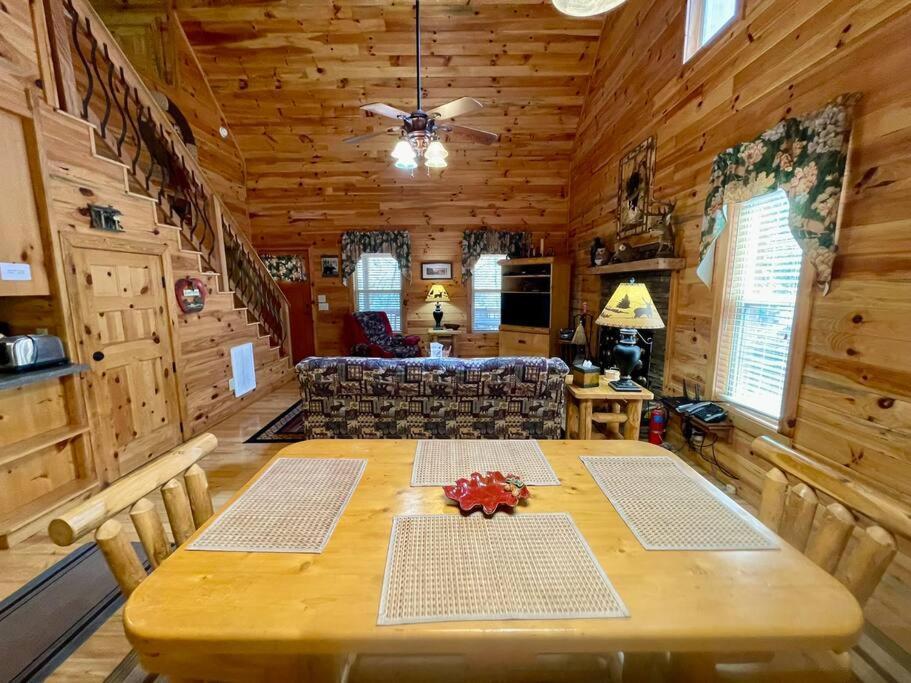 Cabin 2 Bed Close To Helen Hot Tub #15 Exterior photo